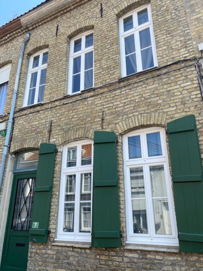 Gite De La Tour Carree Bergues Exterior foto