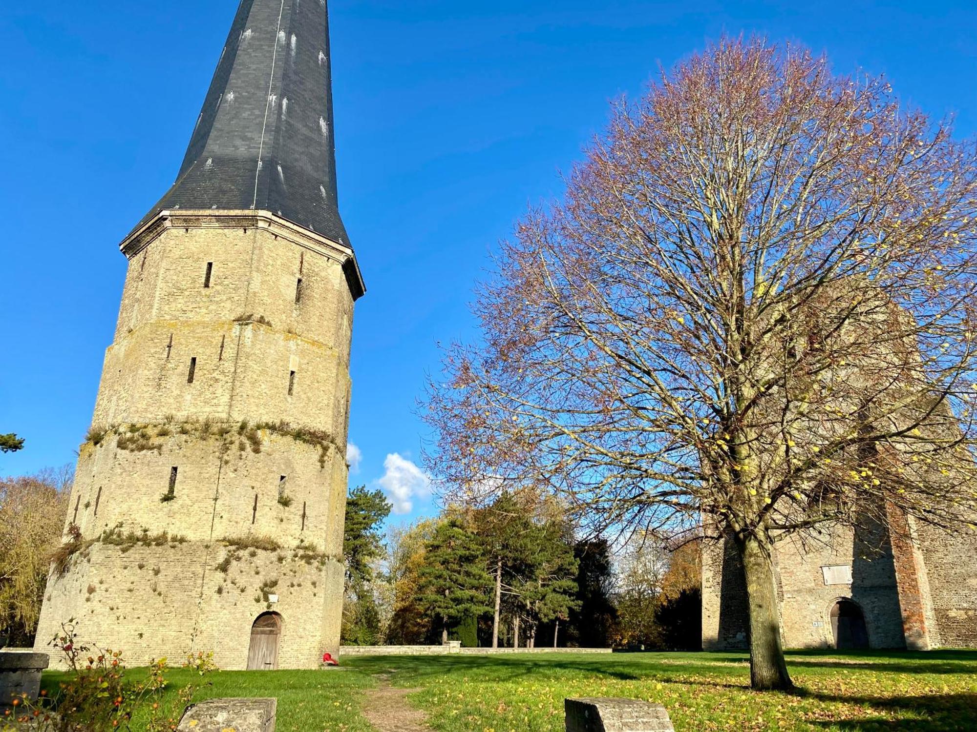Gite De La Tour Carree Bergues Exterior foto